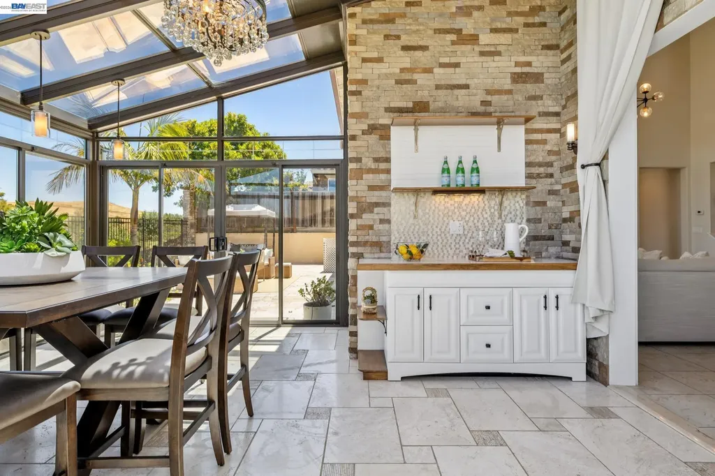 130 Benmore Drive Hayward CA 94542