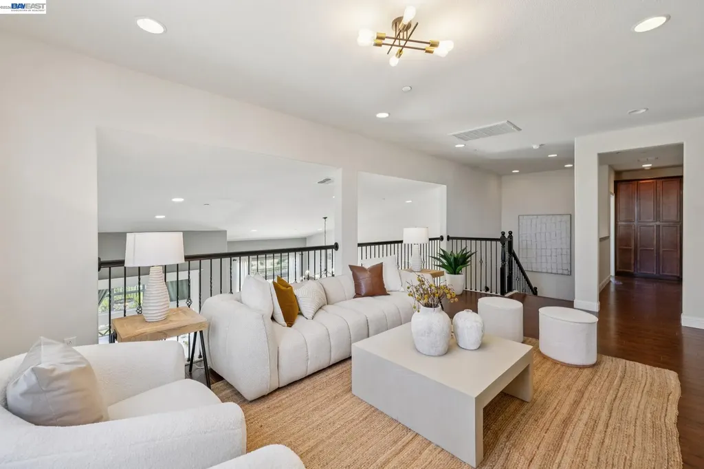 130 Benmore Drive Hayward CA 94542