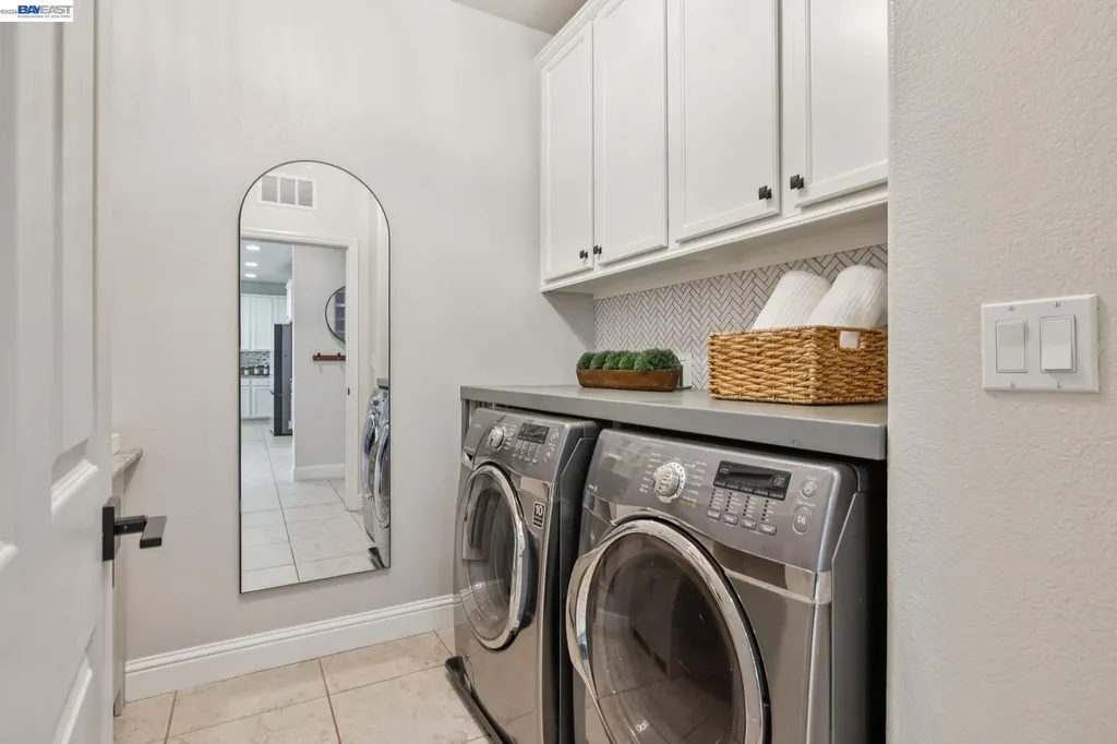 130 Benmore Drive Hayward CA 94542