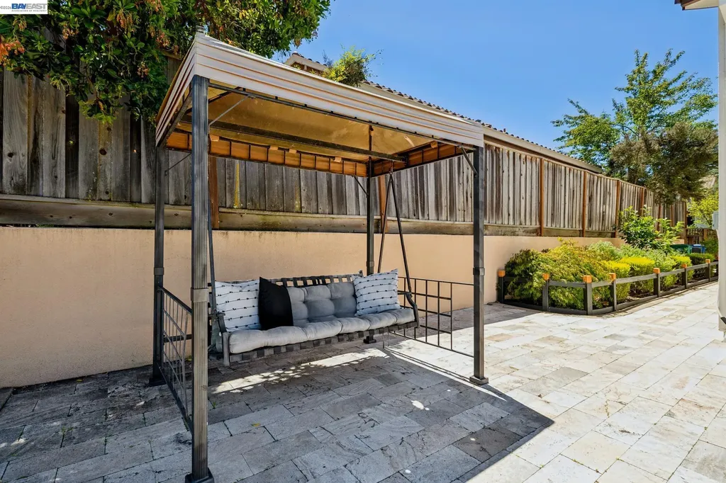 130 Benmore Drive Hayward CA 94542