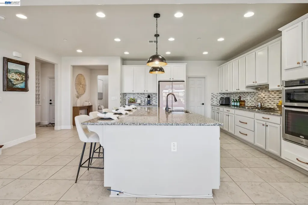 130 Benmore Drive Hayward CA 94542
