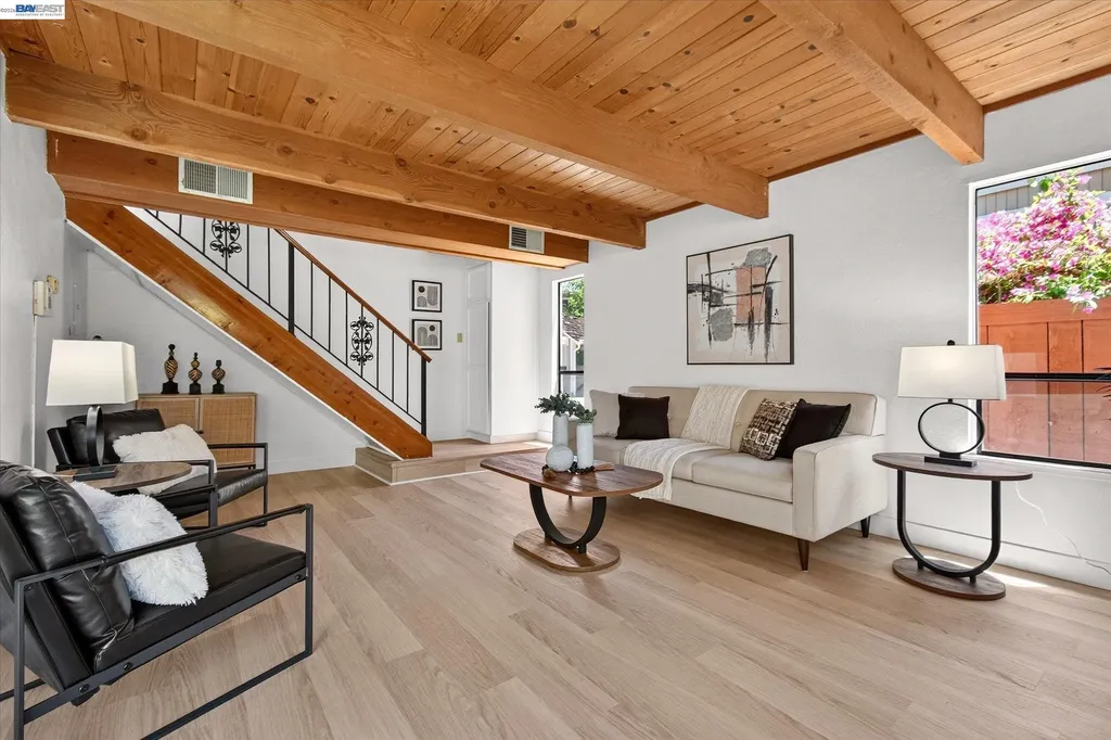 112 Mission Drive Pleasanton CA 94566