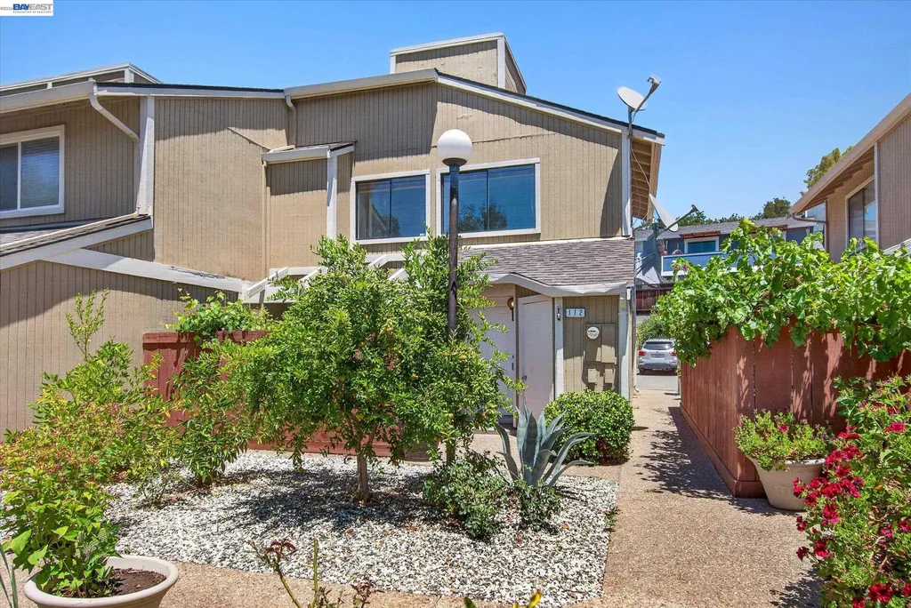 112 Mission Drive Pleasanton CA 94566
