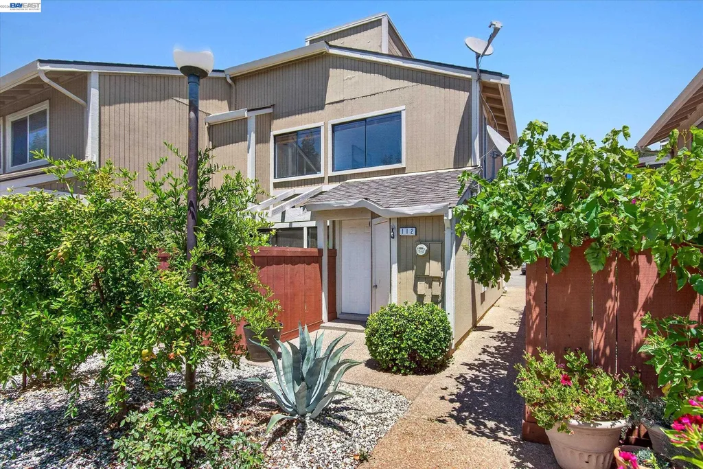 112 Mission Drive Pleasanton CA 94566