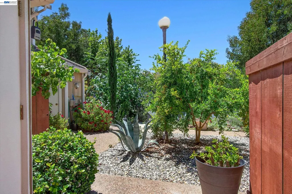 112 Mission Drive Pleasanton CA 94566