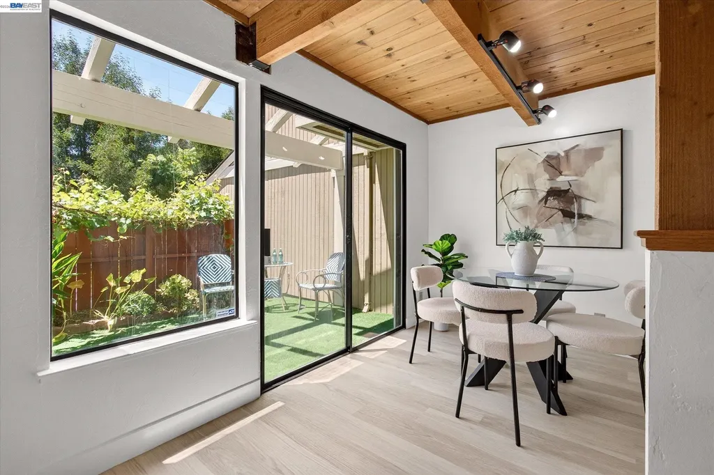 112 Mission Drive Pleasanton CA 94566