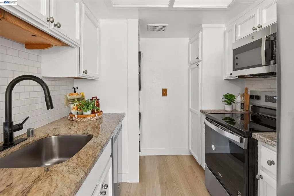 112 Mission Drive Pleasanton CA 94566