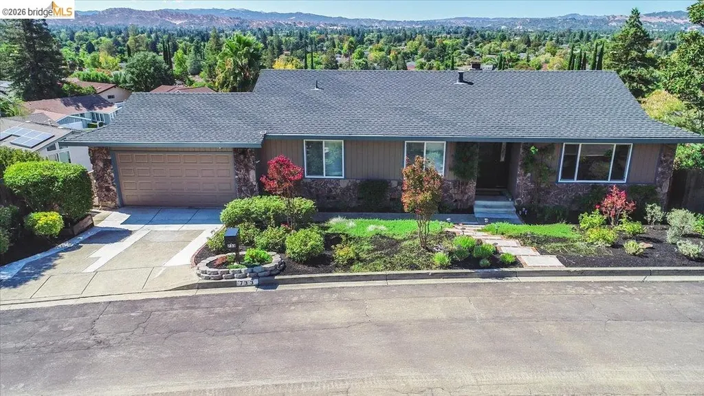733 Daffodil Way Concord CA 94518