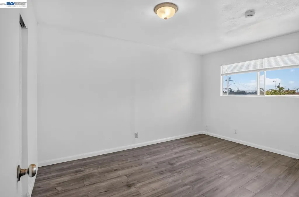 2841 Octavia Street Oakland CA 94619