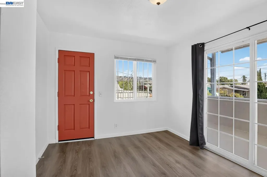 2841 Octavia Street Oakland CA 94619