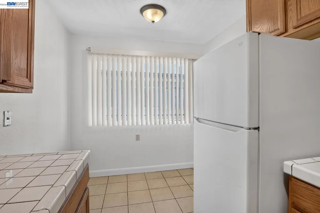 2841 Octavia Street Oakland CA 94619