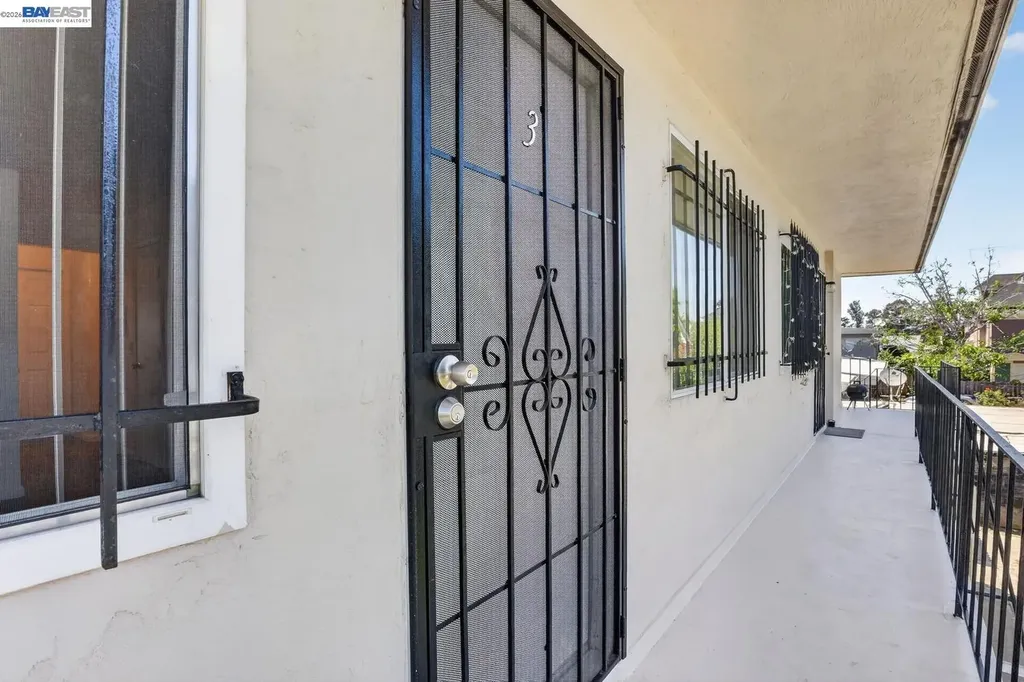 2841 Octavia Street Oakland CA 94619
