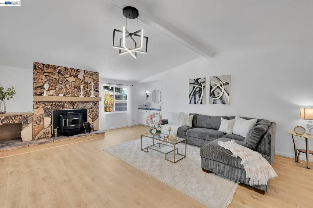 345 Benet Court Bethel Island CA 94511
