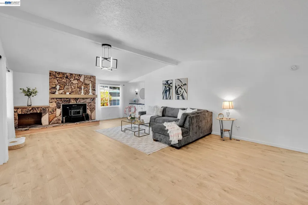 345 Benet Court Bethel Island CA 94511