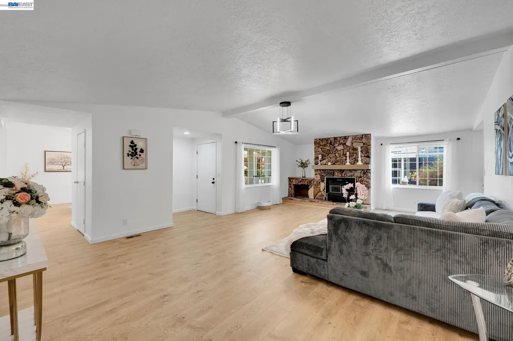 345 Benet Court Bethel Island CA 94511