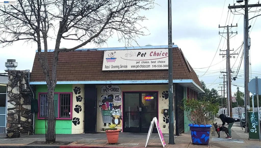 4203 Macarthur Boulevard Oakland CA 94601