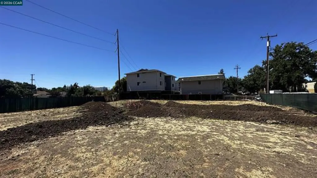 1561 Pine Street Concord CA 94520
