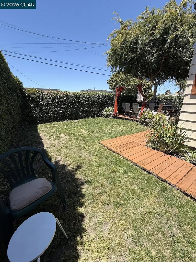 2501 Macarthur Avenue San Pablo CA 94806