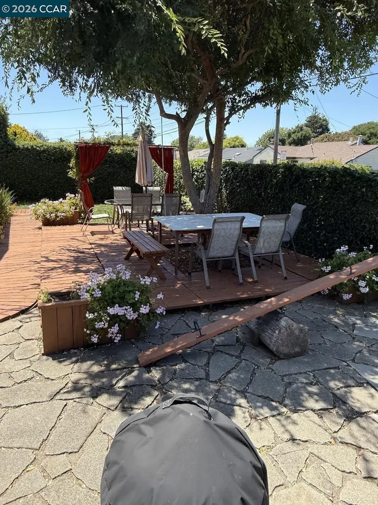 2501 Macarthur Avenue San Pablo CA 94806