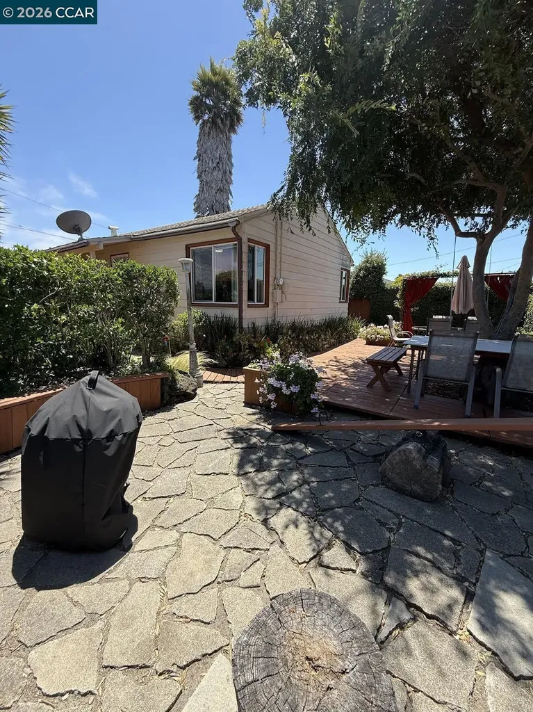 2501 Macarthur Avenue San Pablo CA 94806