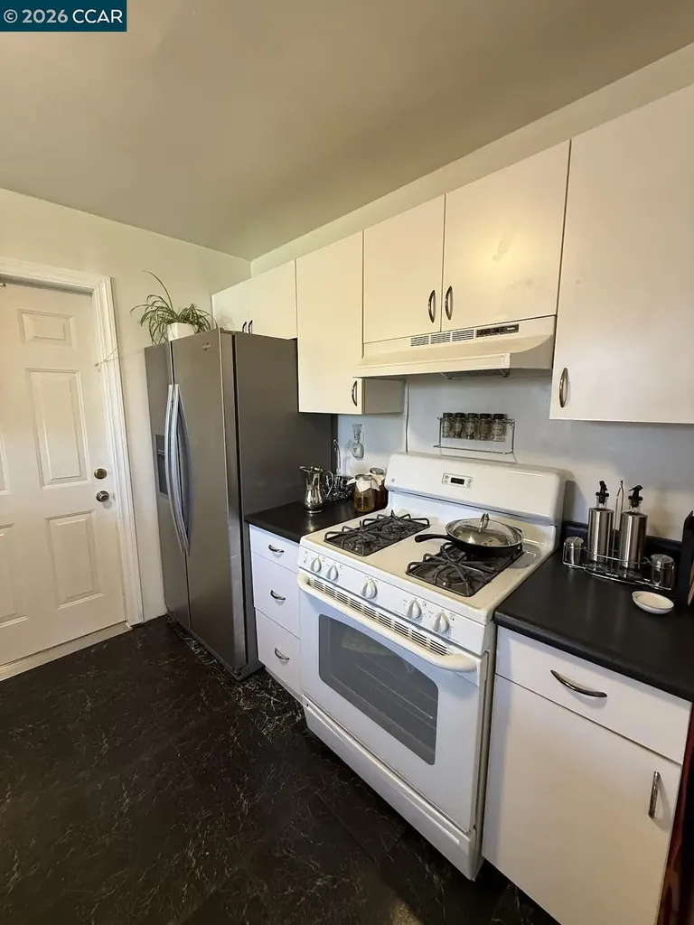 2501 Macarthur Avenue San Pablo CA 94806