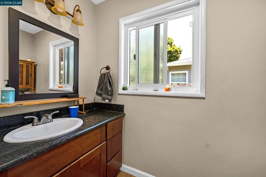 1481 Davis Avenue Concord CA 94518