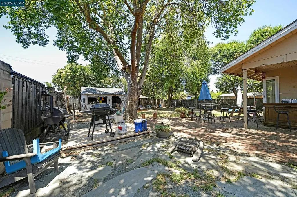 1481 Davis Avenue Concord CA 94518