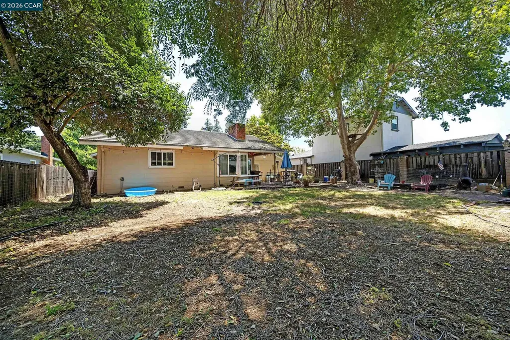 1481 Davis Avenue Concord CA 94518