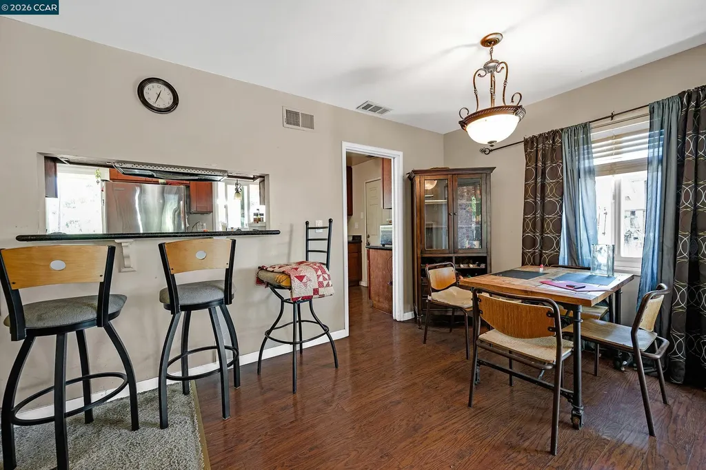 1481 Davis Avenue Concord CA 94518