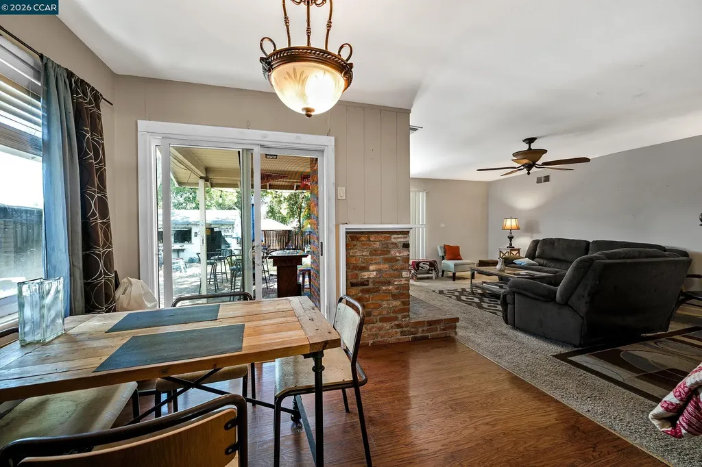 1481 Davis Avenue Concord CA 94518