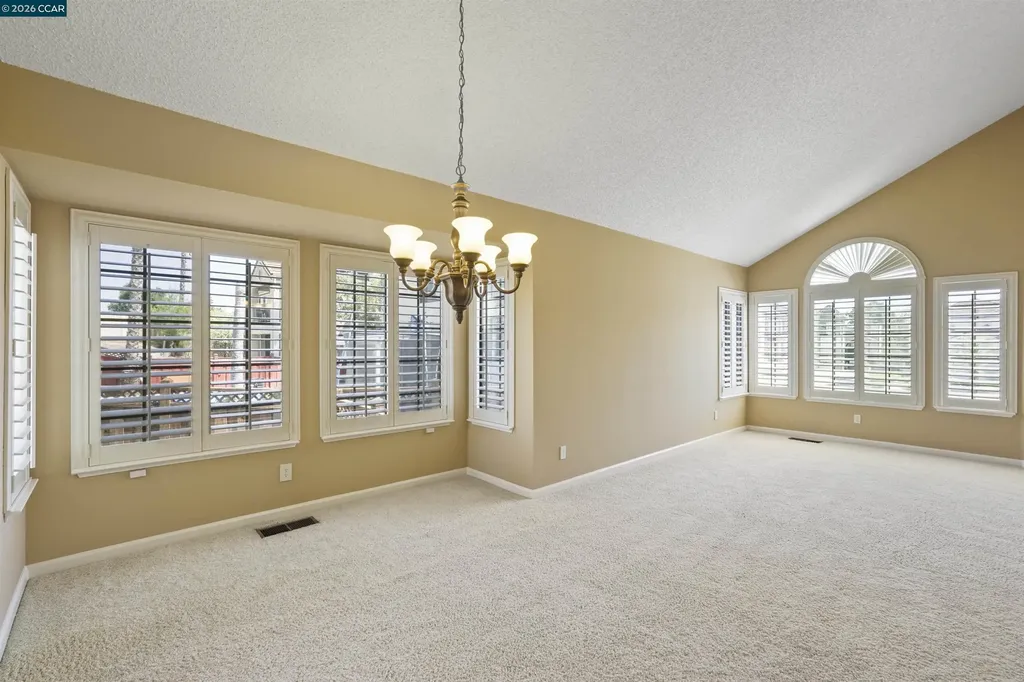 5535 Edgeview Drive Discovery Bay CA 94505