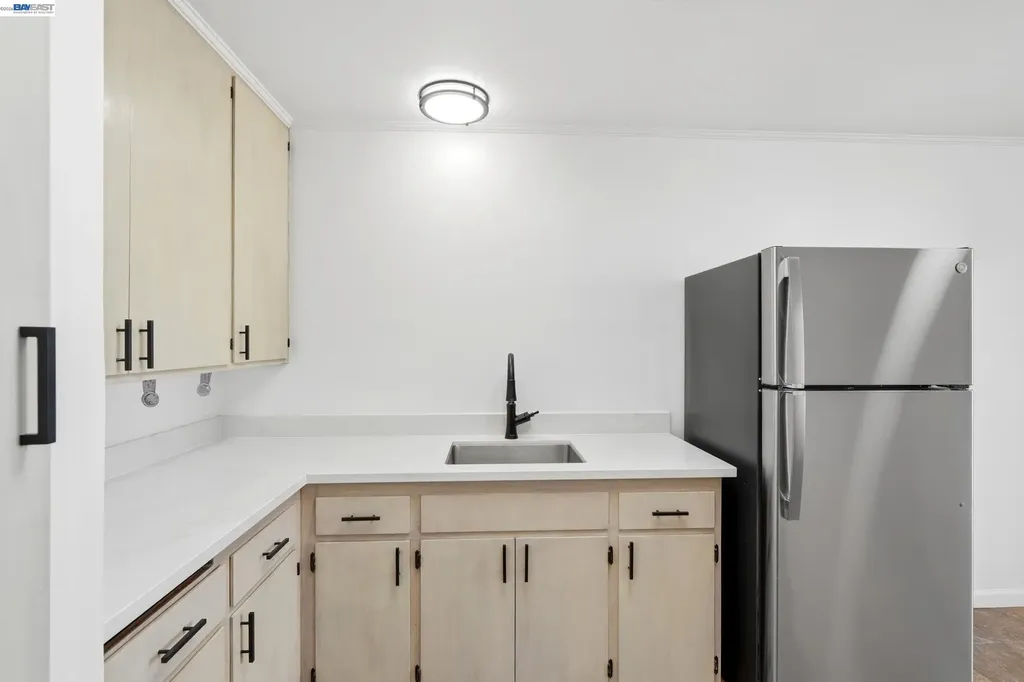 23 Stoneyford Avenue San Francisco CA 94112