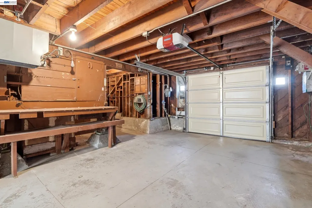 23 Stoneyford Avenue San Francisco CA 94112