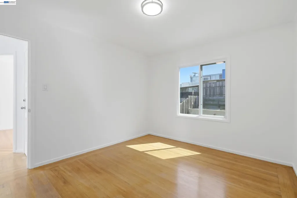 23 Stoneyford Avenue San Francisco CA 94112