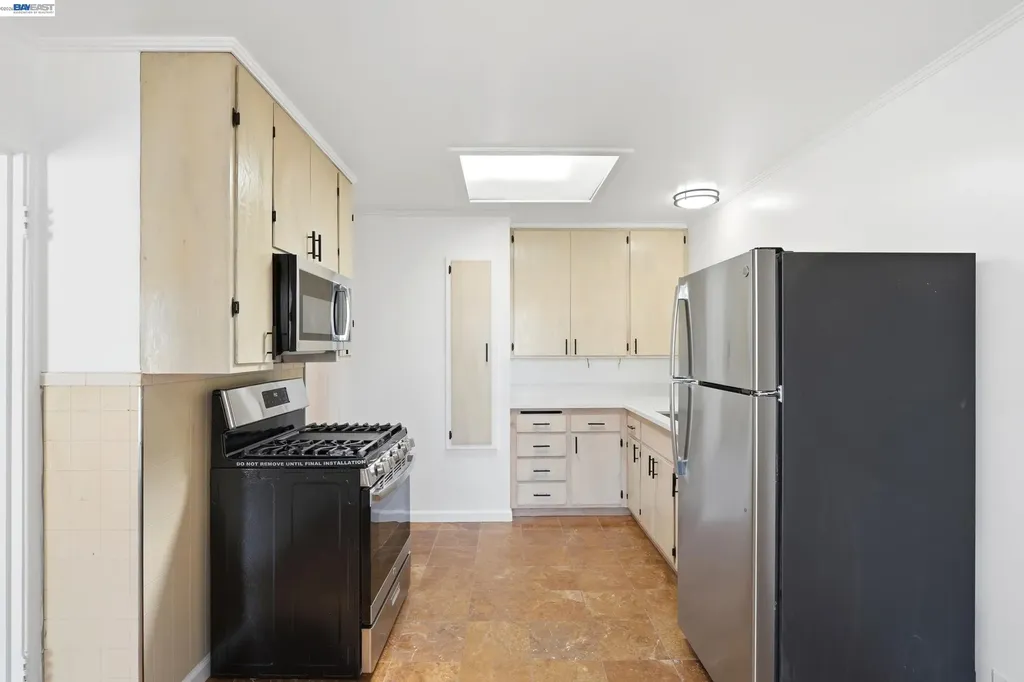 23 Stoneyford Avenue San Francisco CA 94112