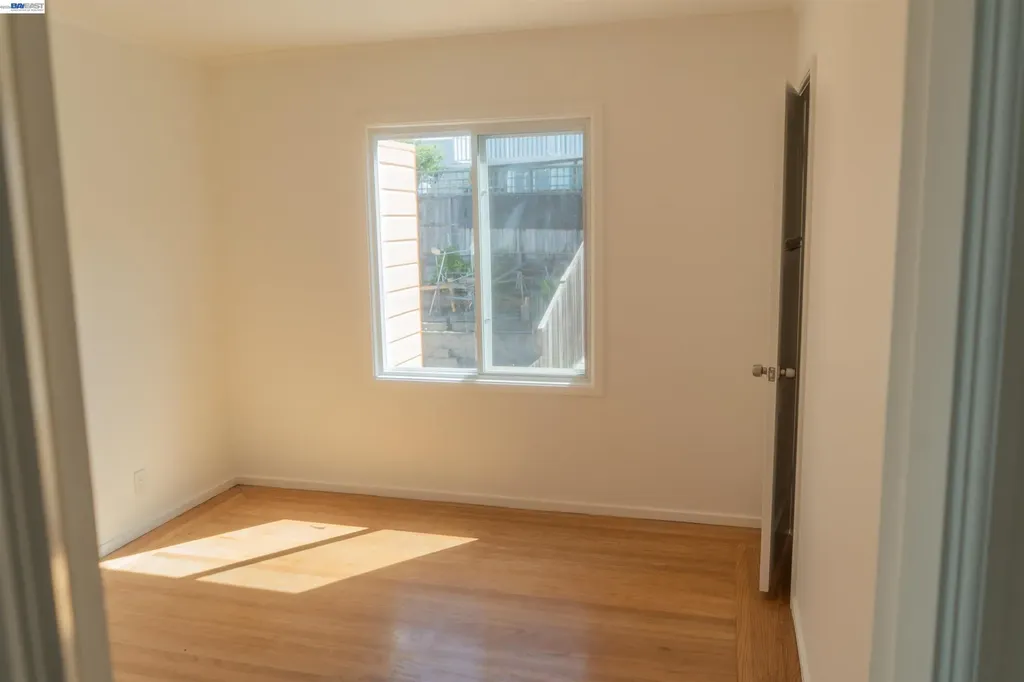 23 Stoneyford Avenue San Francisco CA 94112