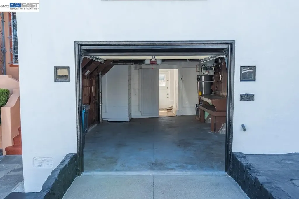 23 Stoneyford Avenue San Francisco CA 94112