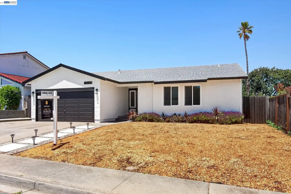 295 Iris Road Hercules CA 94547