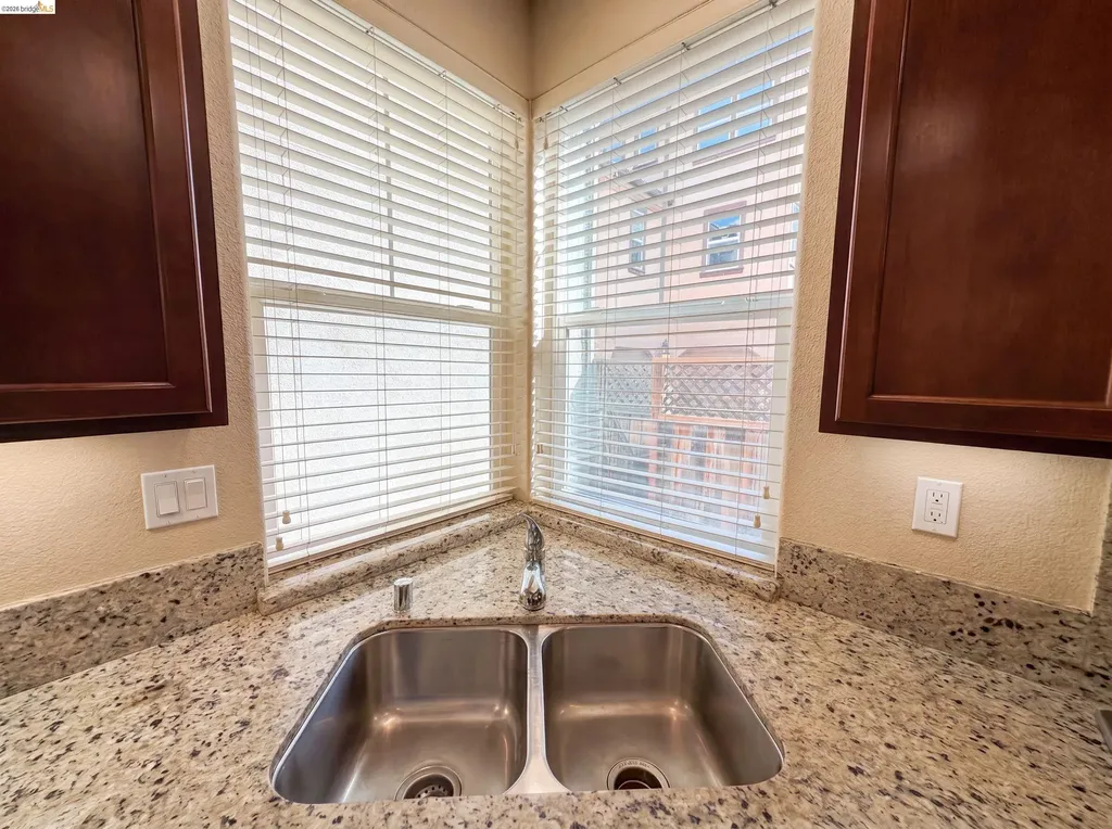 3087 Vittoria Loop Dublin CA 94568