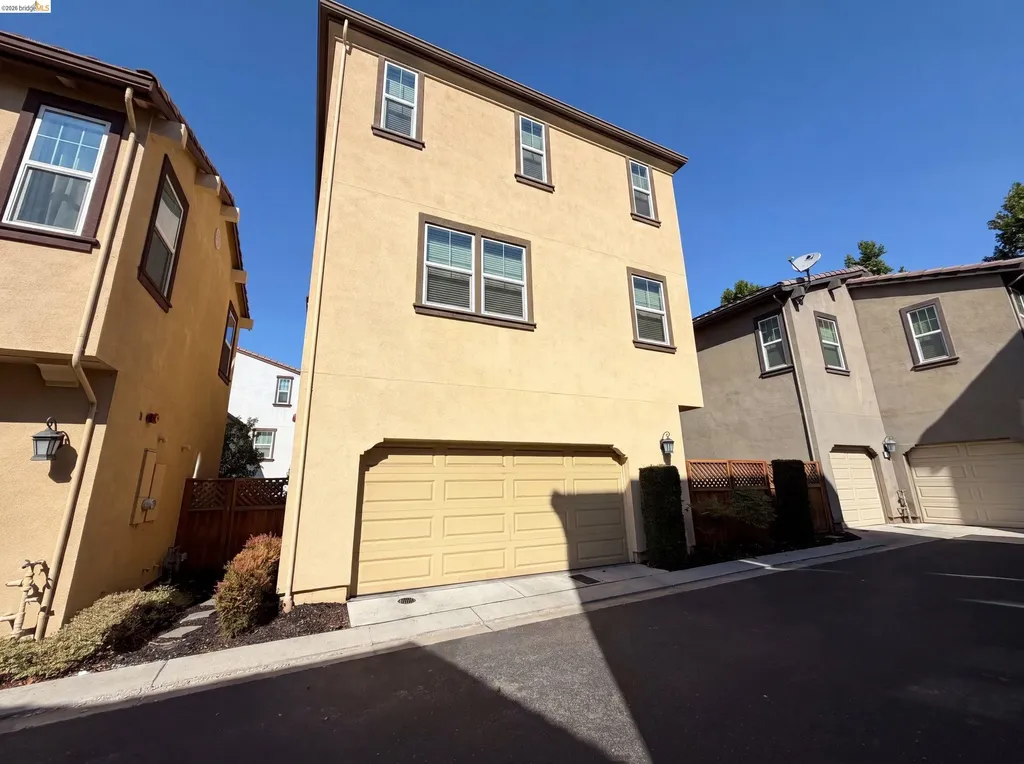 3087 Vittoria Loop Dublin CA 94568