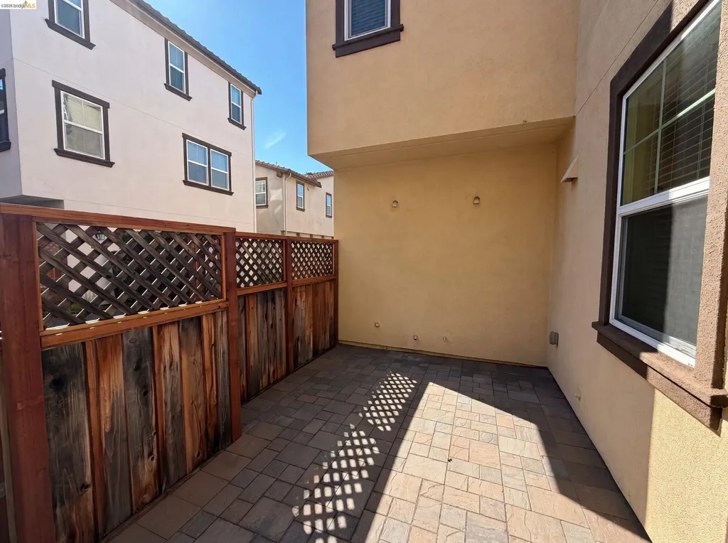 3087 Vittoria Loop Dublin CA 94568
