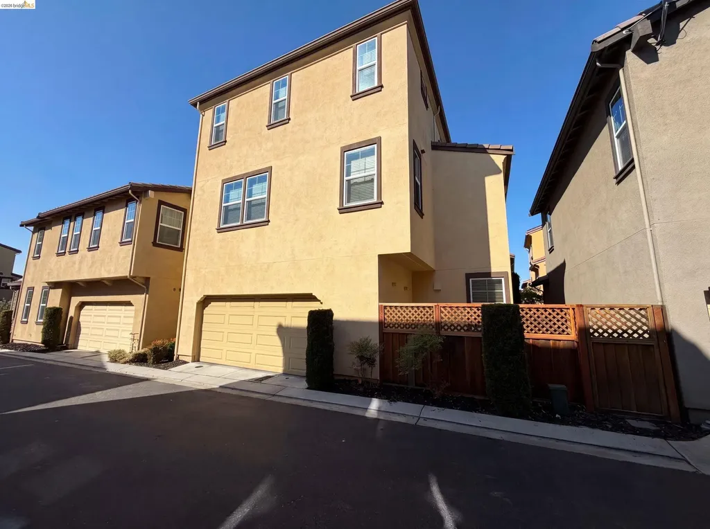 3087 Vittoria Loop Dublin CA 94568