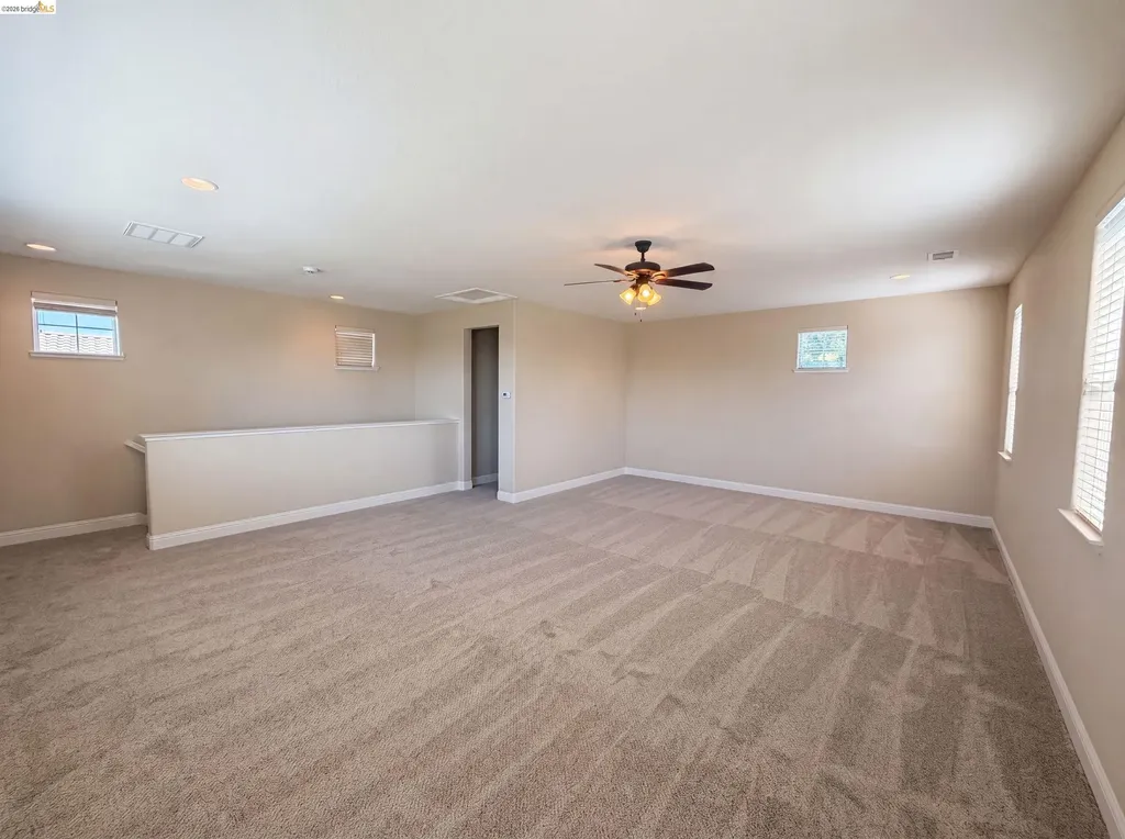 3087 Vittoria Loop Dublin CA 94568