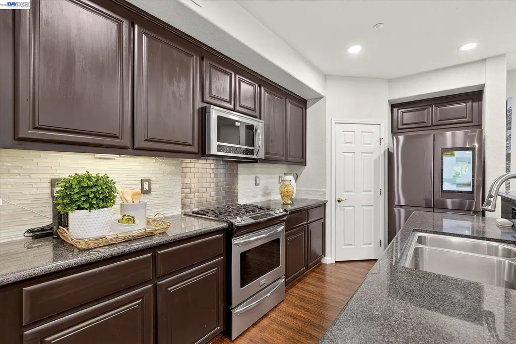 4366 Fitzwilliam Street Dublin CA 94568