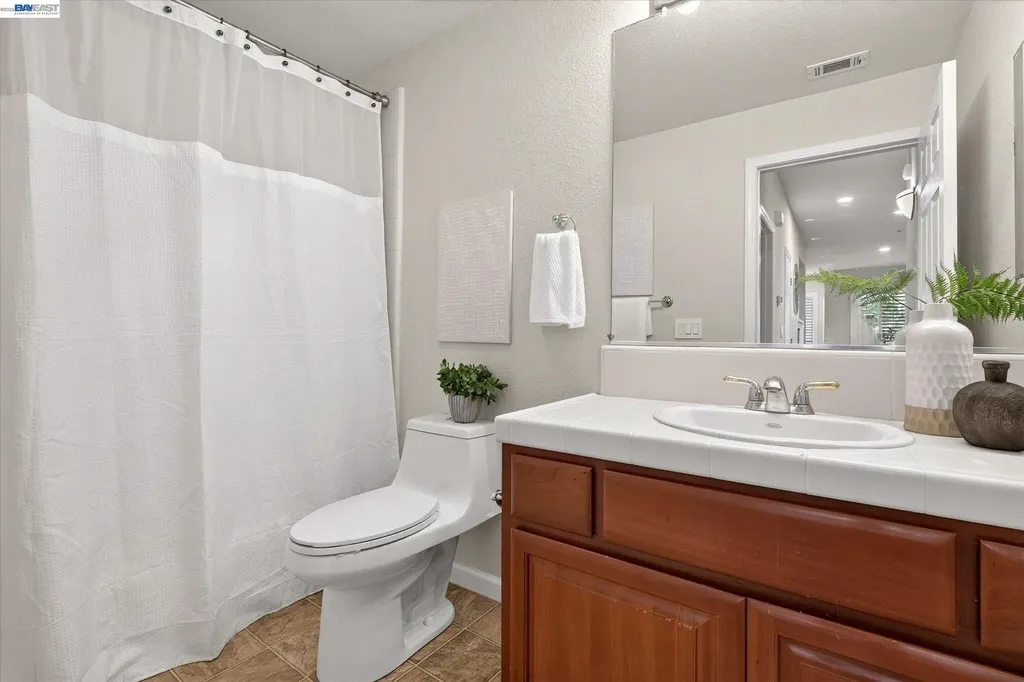 4366 Fitzwilliam Street Dublin CA 94568