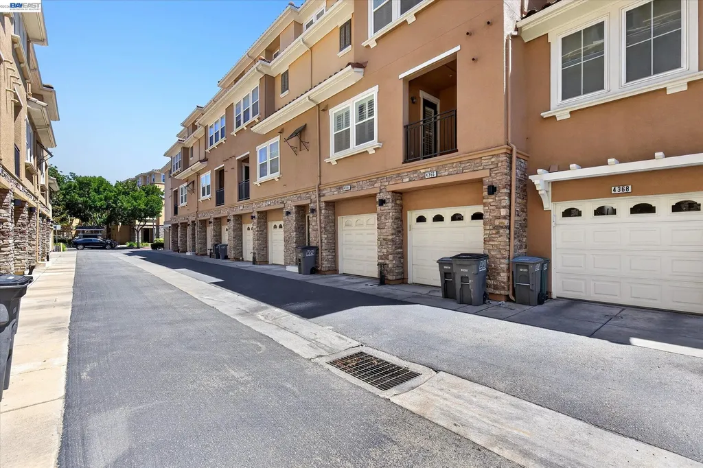 4366 Fitzwilliam Street Dublin CA 94568