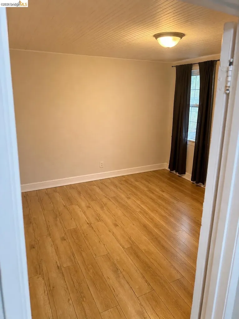 1211 1211 Wanda Street Crockett CA 94525