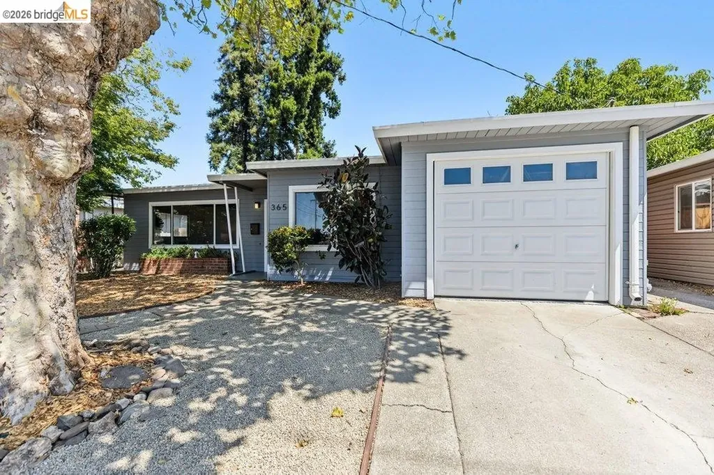 365 Redbud Lane Hayward CA 94541