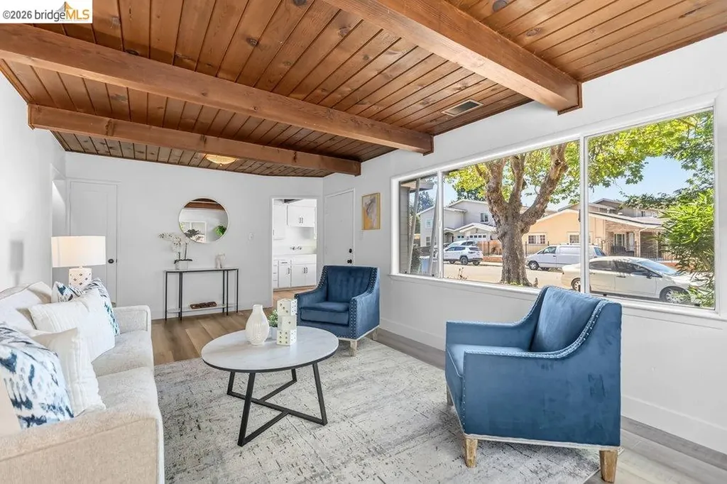 365 Redbud Lane Hayward CA 94541