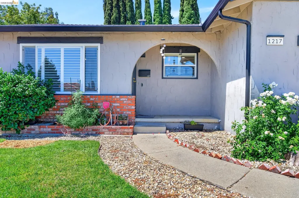 1217 Mission Drive Antioch CA 94509